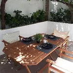 Appartement Spacious Family Garden