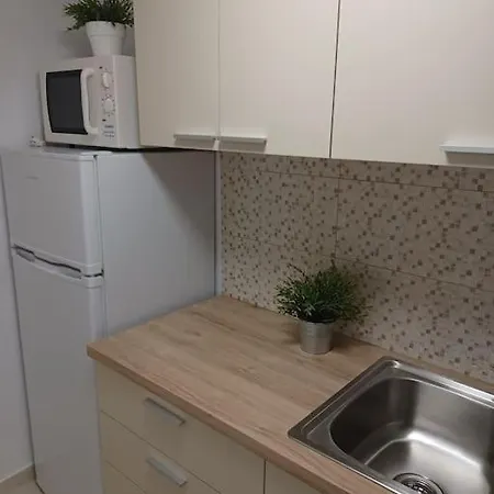 Appartamento Spacious Family Garden Loutráki