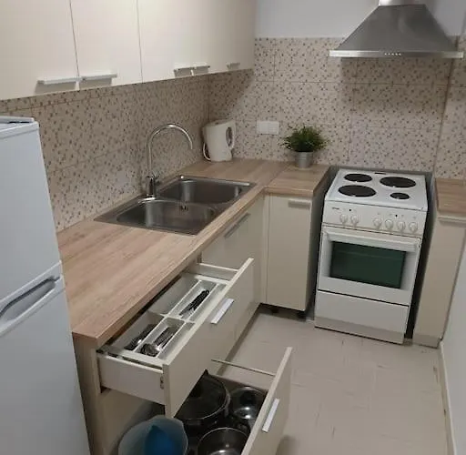 Spacious Family Garden Apartman *