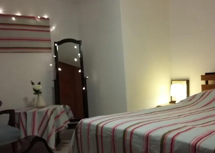 Spacious Family Garden Apartment Loutráki