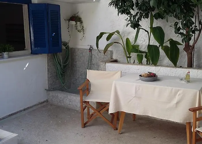 Appartamento Spacious Family Garden Loutráki